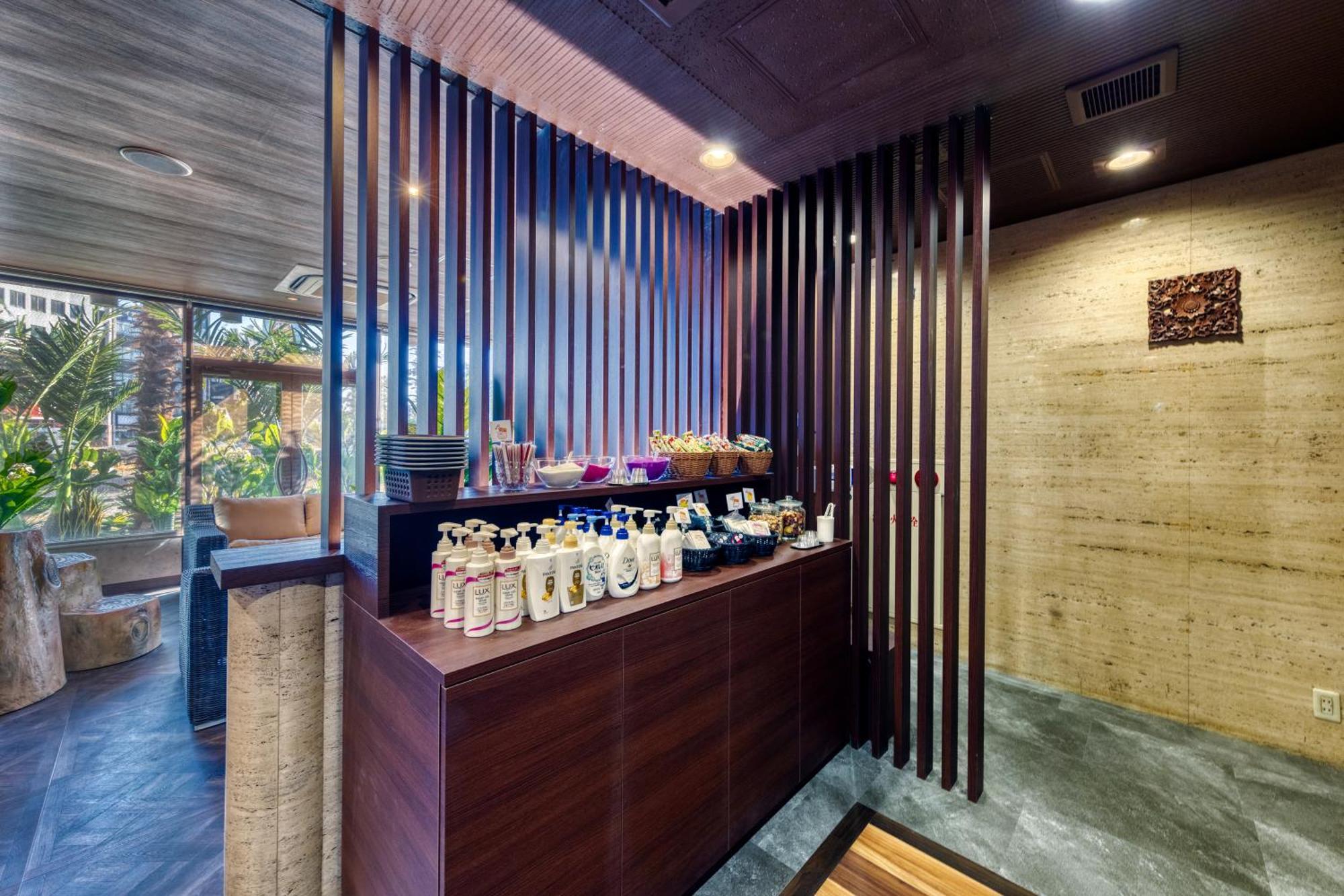 Hotel Lotus Okayama Adult Only Bagian luar foto