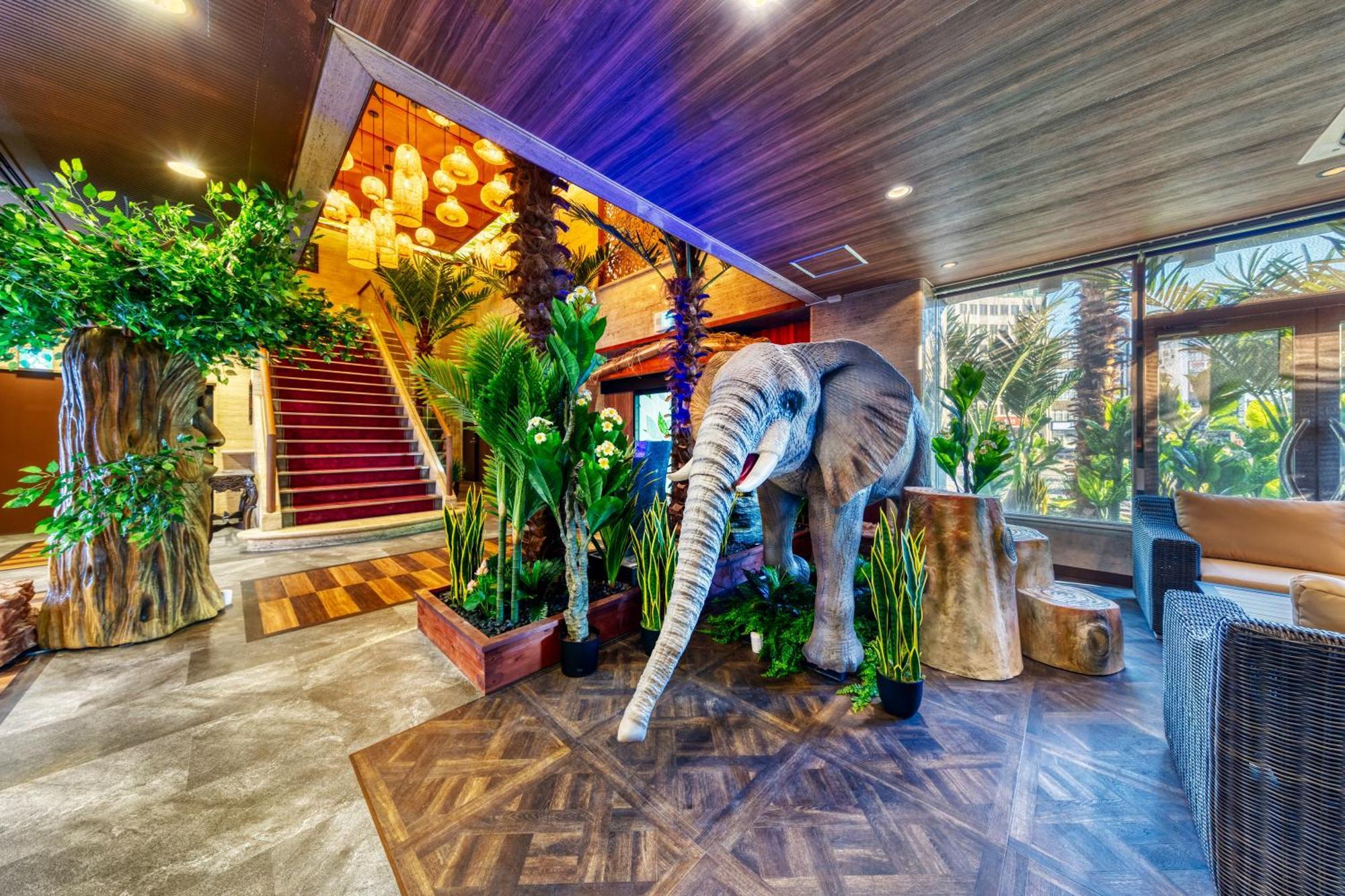 Hotel Lotus Okayama Adult Only Bagian luar foto